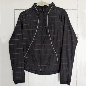 Athleta Reflective Running Jacket Small Thumbholes Zip Pockets